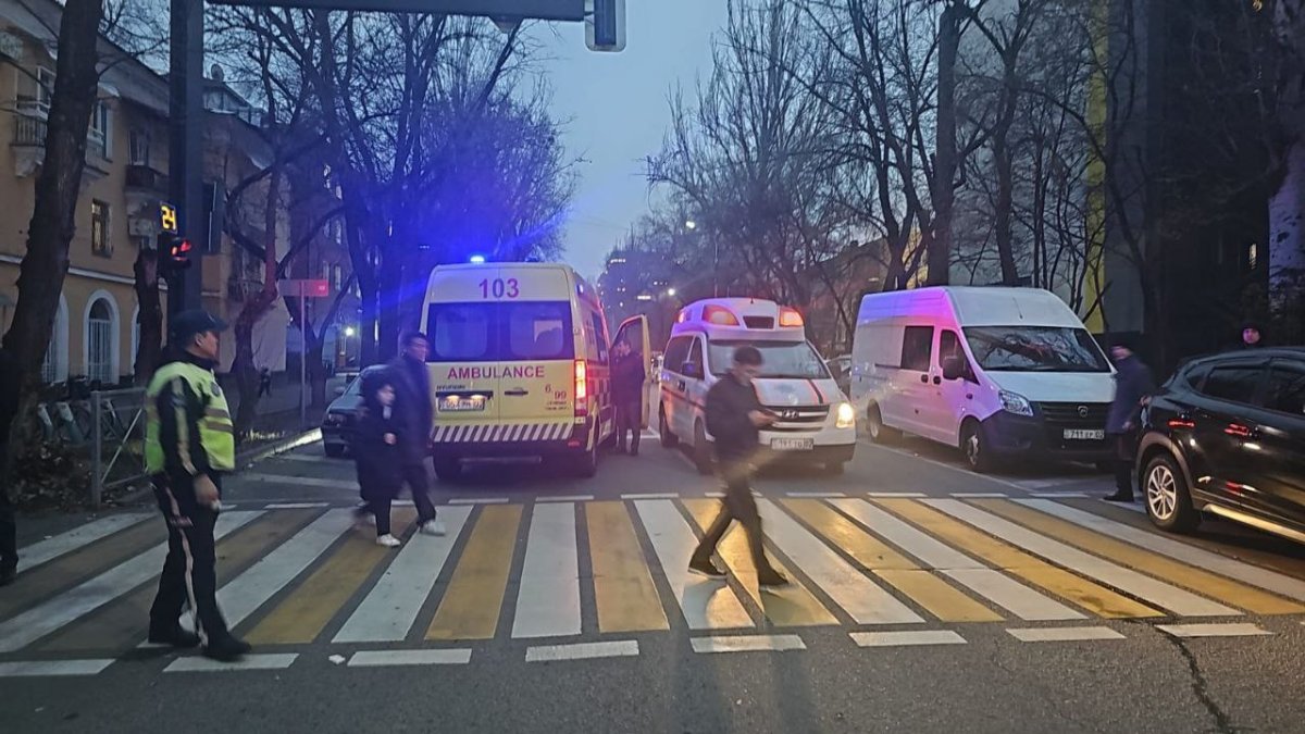 По 1 млн тенге получат семьи казахстанцев, погибших при пожаре в хостеле в Алматы