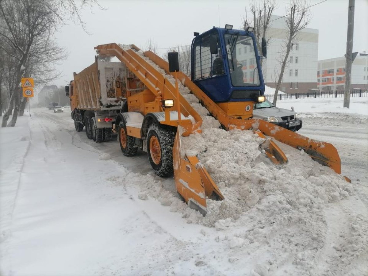 Сколько снега вывезли из Астаны с начала зимнего периода