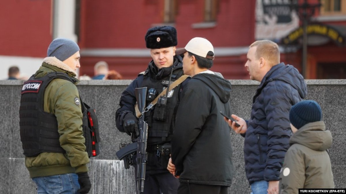 Жителей стран ЦА проверяют в России после теракта: что ответили в МИД Казахстана