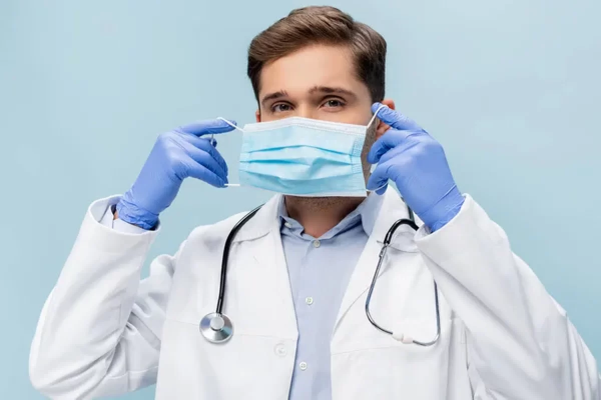 Новый коронавирус? Умер первый заразившийся птичьим гриппом H5N2 человек