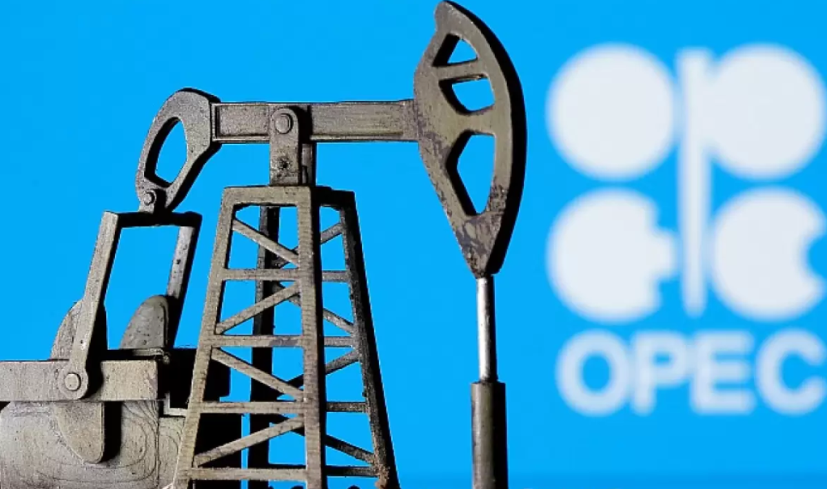ОПЕК+ с 1 апреля начнет увеличивать добычу нефти