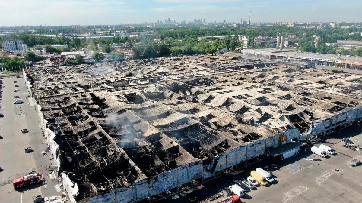 Польша обвинила российские спецслужбы в поджоге торгового центра в Варшаве
