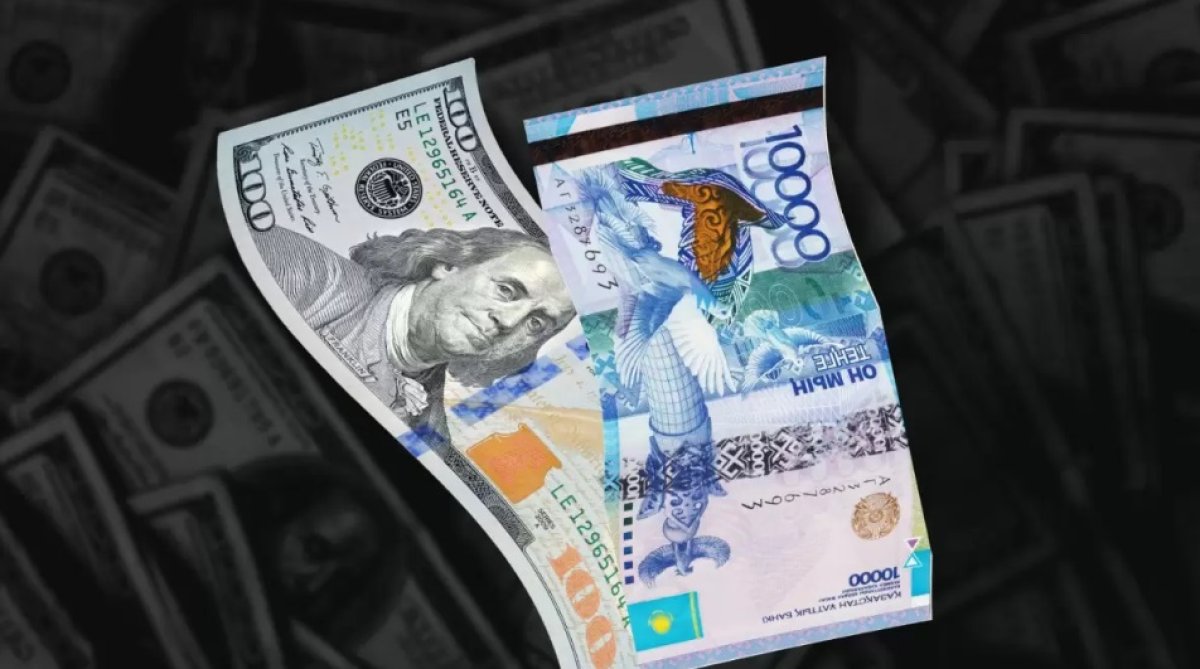 Внутренние факторы и повышенный объем: динамику курса доллара объяснили эксперты