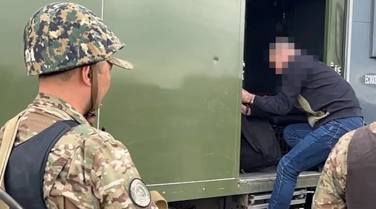 Беглого казахстанца экстрадировали из России