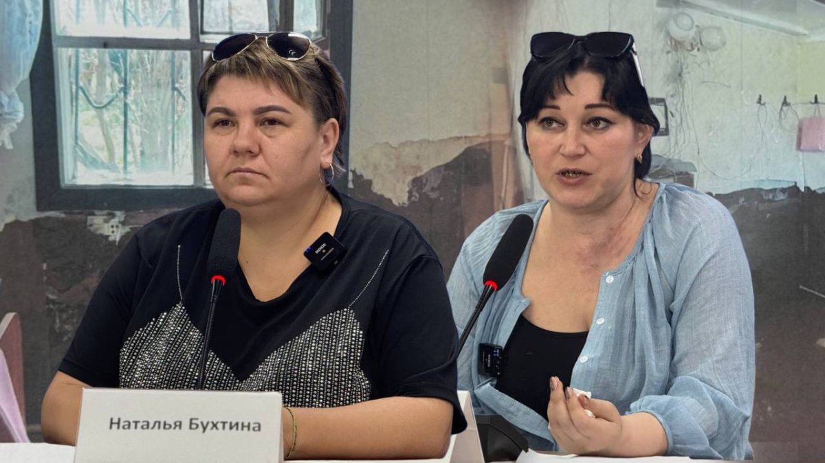 "Безвыходная ситуация": пострадавшие от паводка казахстанцы до сих пор не получили помощь