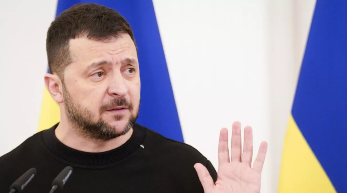 Зеленский поручил сформировать постоянную группу для переговоров с Россией