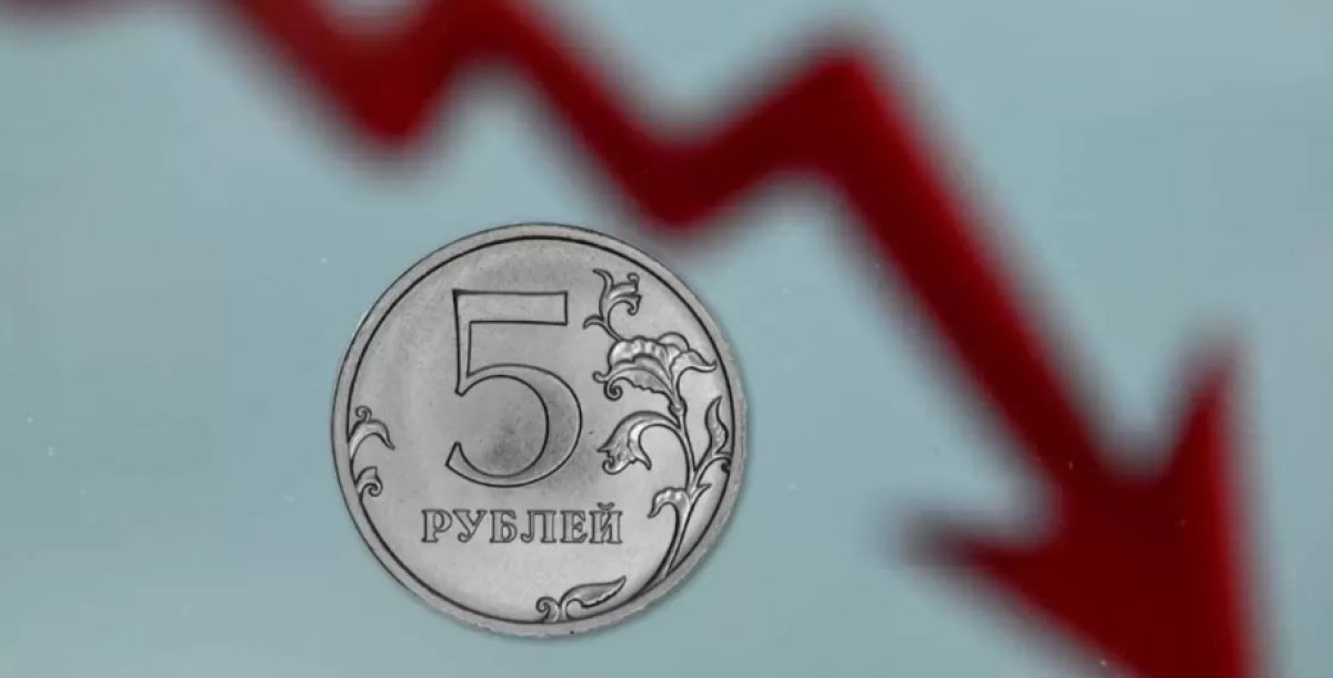 Антирекорд с 2020 года - казахстанцы продолжают избавляться от рублей