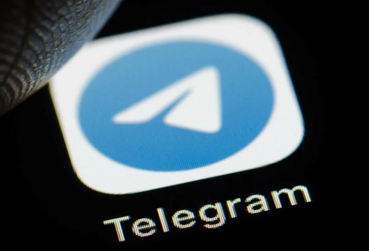 Telegram внедрит ИИ-бота Grok от Илона Маска