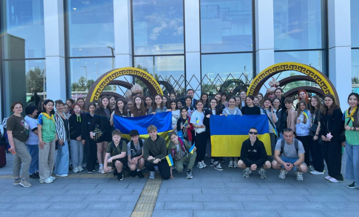 45 украинских детей прибыли в Казахстан на оздоровление