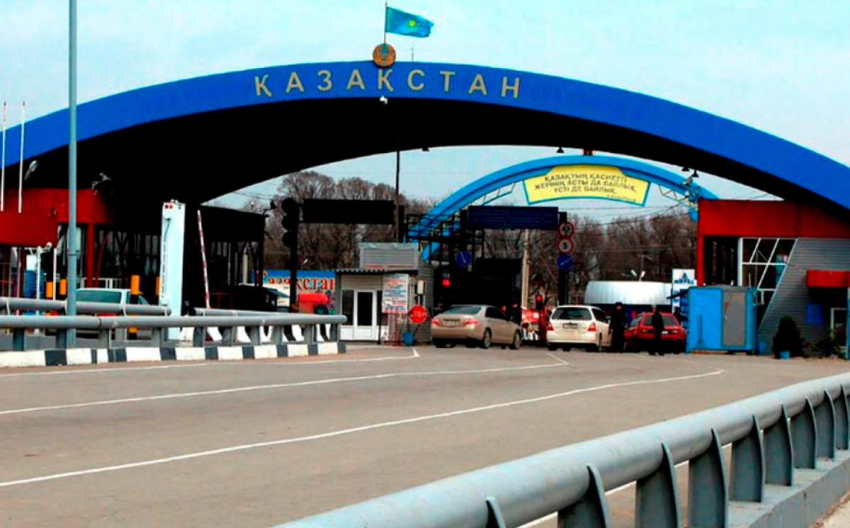 На казахстанско-российской границе сложилась критическая ситуация