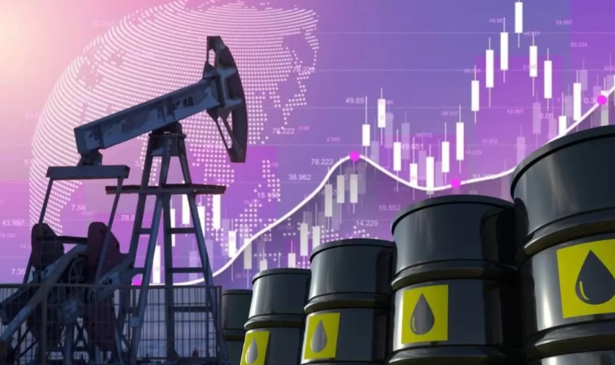 Цены на нефть упали на фоне роста запасов бензина в США