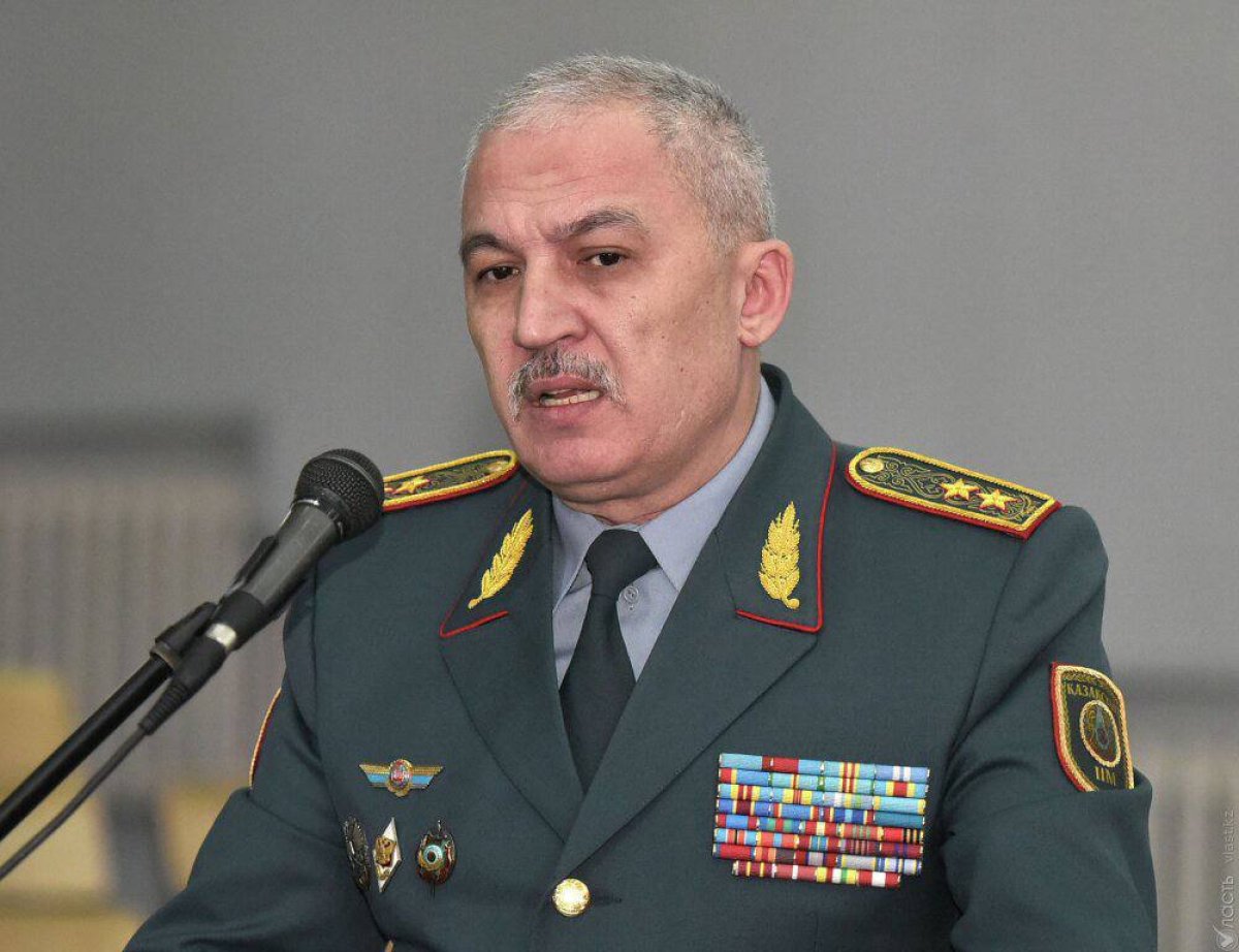 Токаев уволил министра обороны Руслана Жаксылыкова