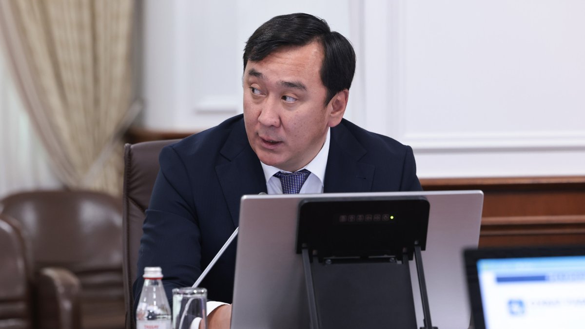 Обязанности министра транспорта исполняет Максат Калиакпаров