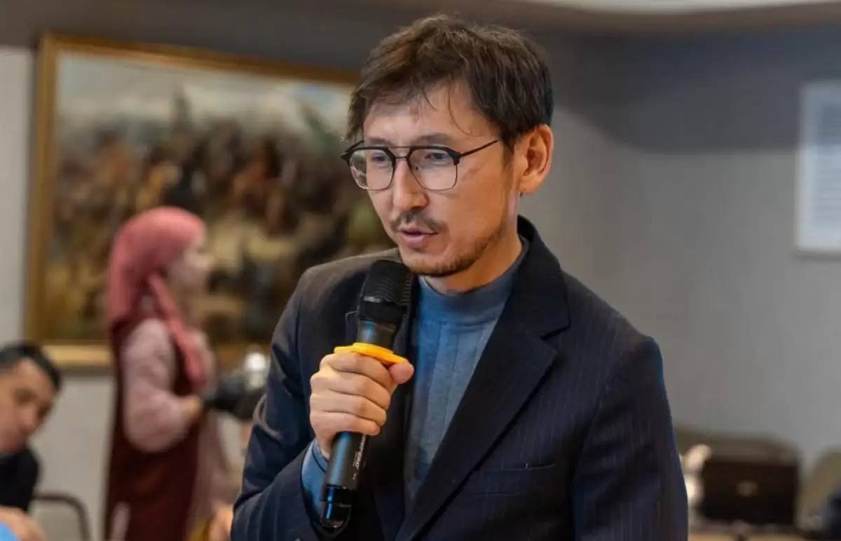 "Казахские субтитры делают просто для галочки" — режиссёр Мурат Есжан
