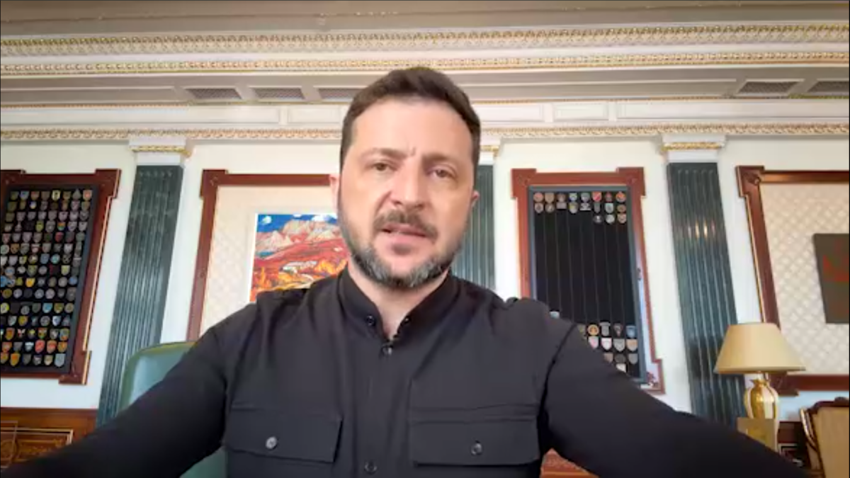 Протесты в Украине: Зеленский пообещал новый закон для защиты САП, НАБУ