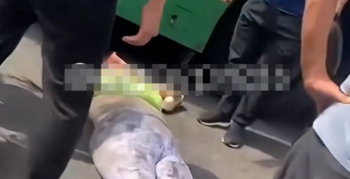 В Алматы автобус насмерть сбил женщину на пешеходном переходе