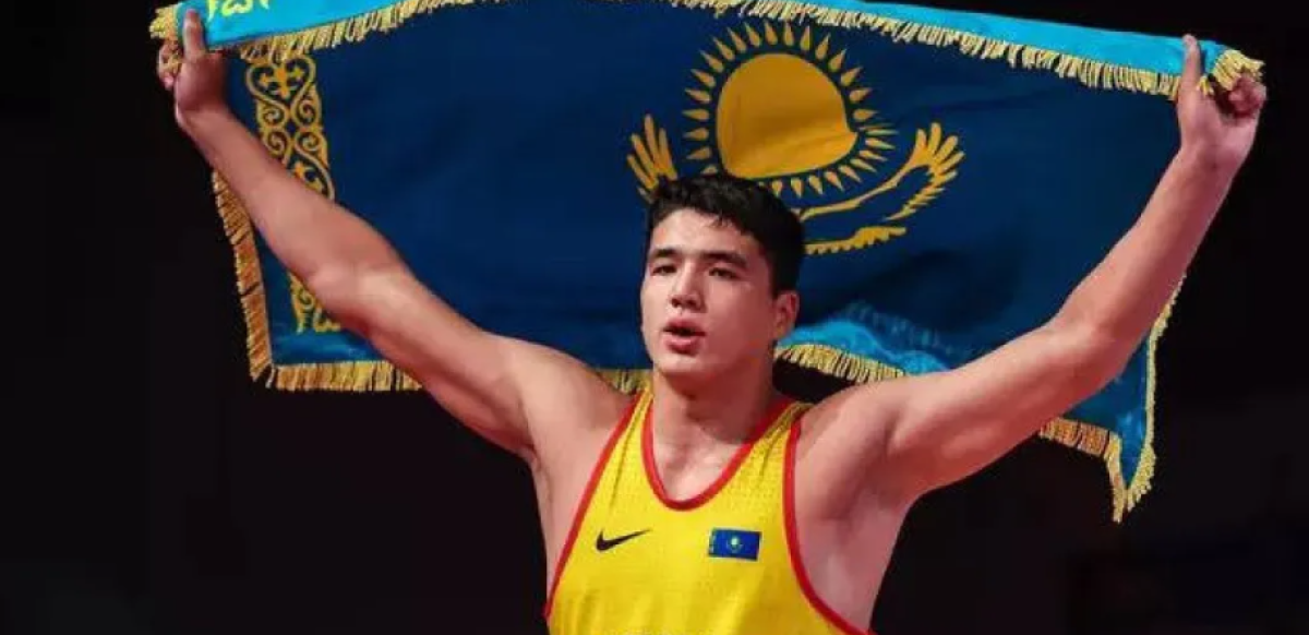 18-летний борец из Казахстана вышел в финал ЧМ