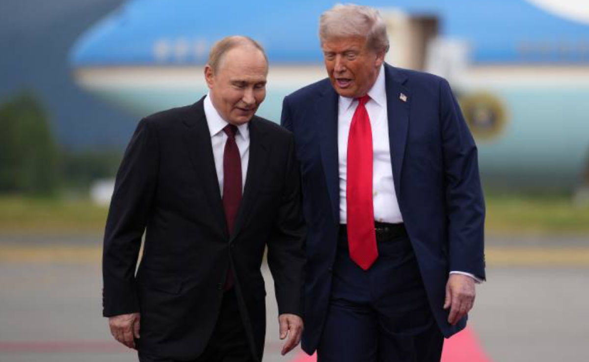 Названа причина, по которой Трамп был готов покинуть встречу с Путиным