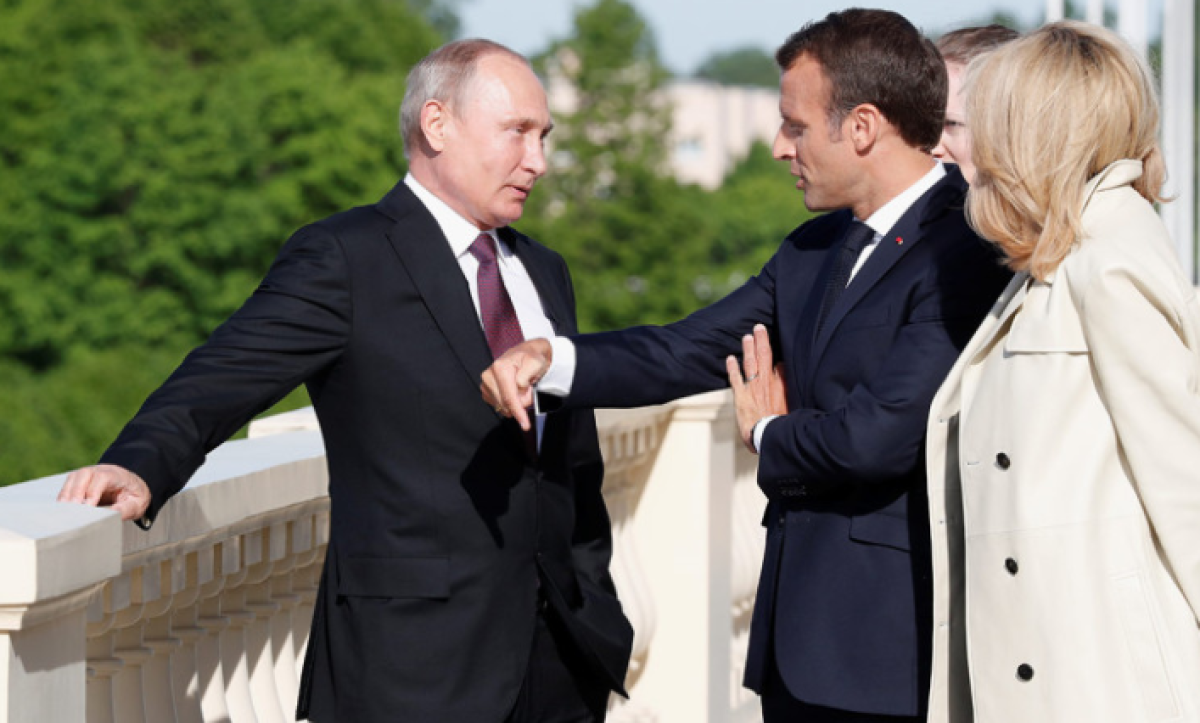 Встреча Путина и Зеленского должна пройти в “нейтральной стране” - Макрон