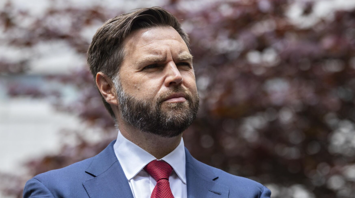 Вице-президента США освистали на встрече с бойцами Нацгвардии