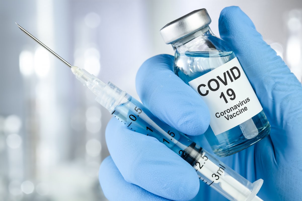 COVID-19 в Казахстане: заболеваемость снизилась вдвое