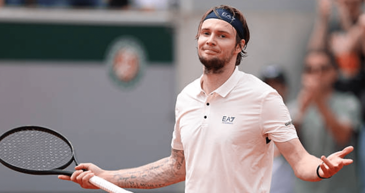 Бублик обыграл Чилича и вышел во второй круг US Open