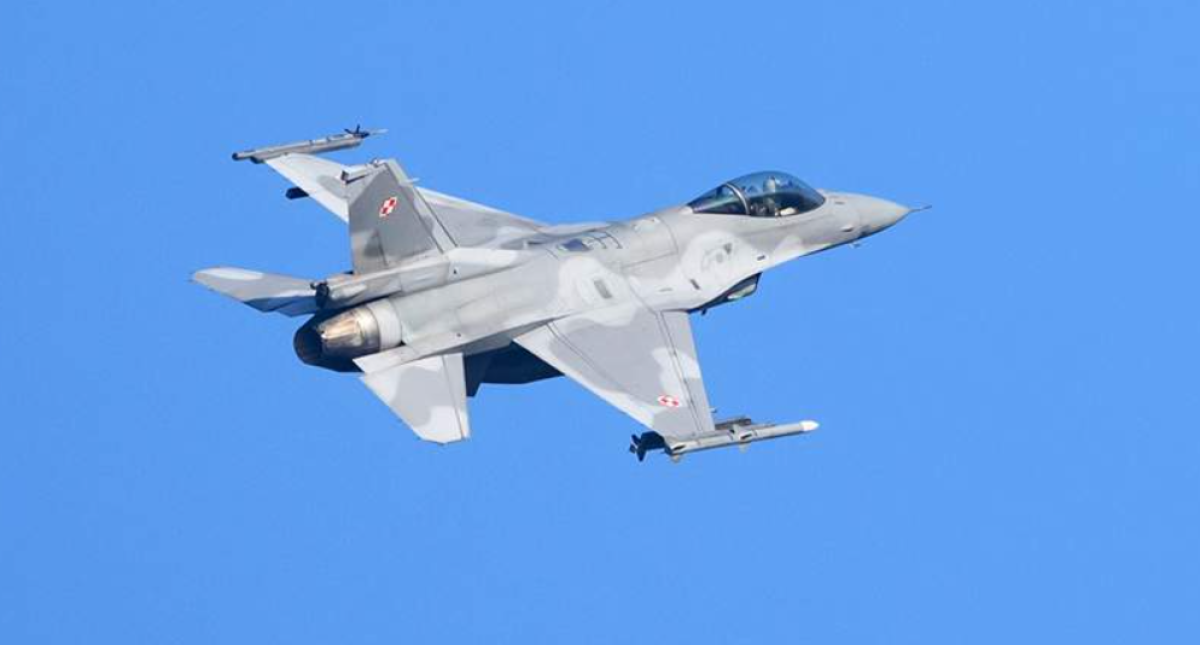 В Польше разбился F-16: погиб пилот