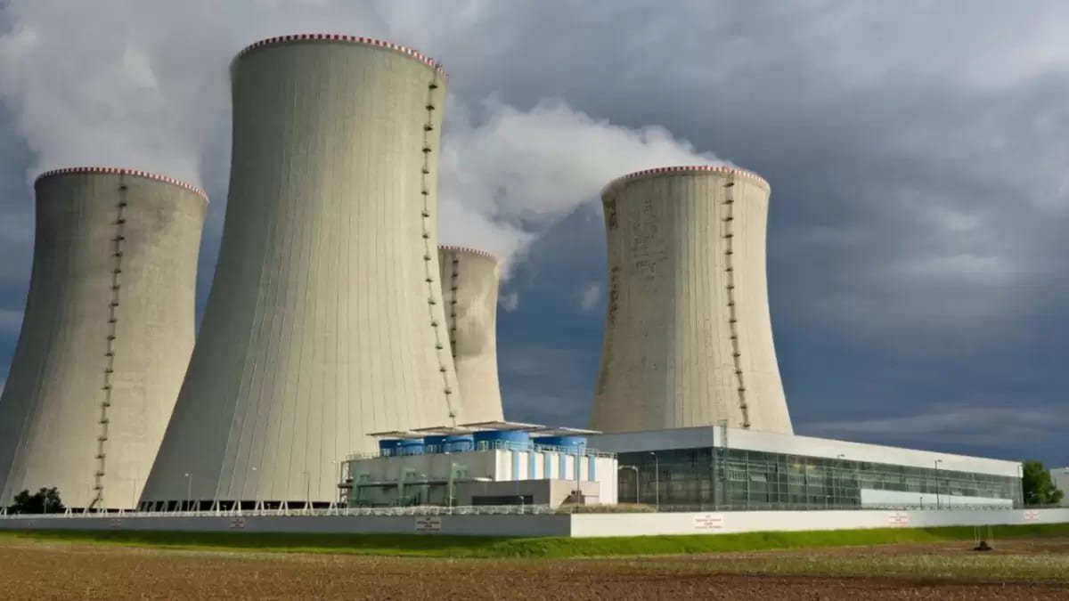 Еще одна страна намерена объединиться с РФ для строительства АЭС