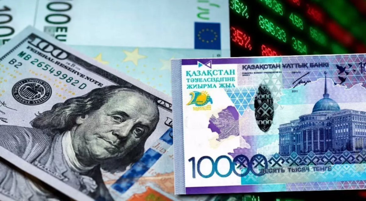 Доллар за тысячу тенге? Нацбанк спросили о возможной девальвации