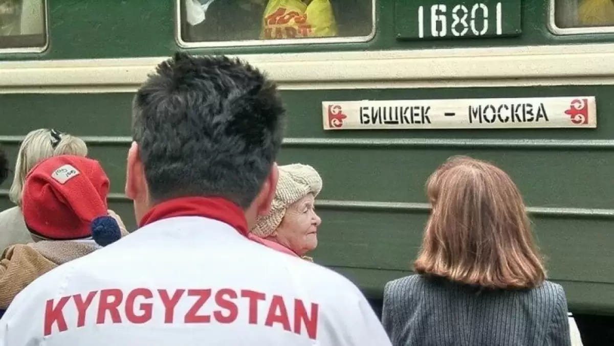 Мигранты не успели легализоваться в России - их ждёт депортация