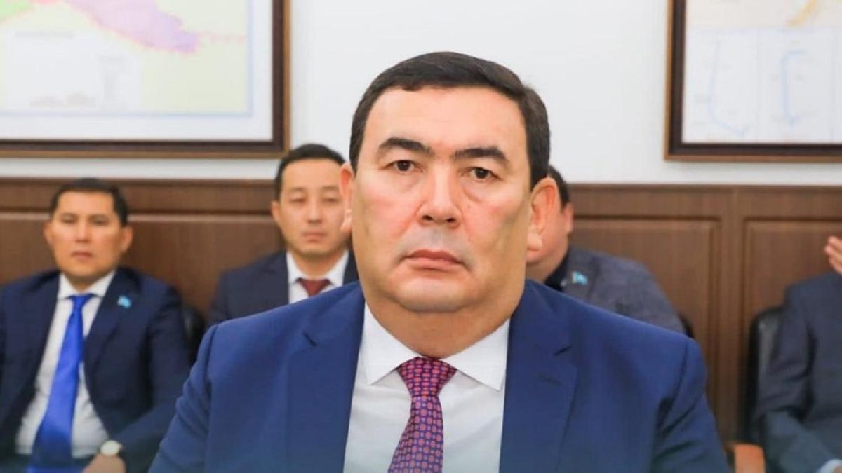 Аким Тараза получил строгий выговор после смерти школьника