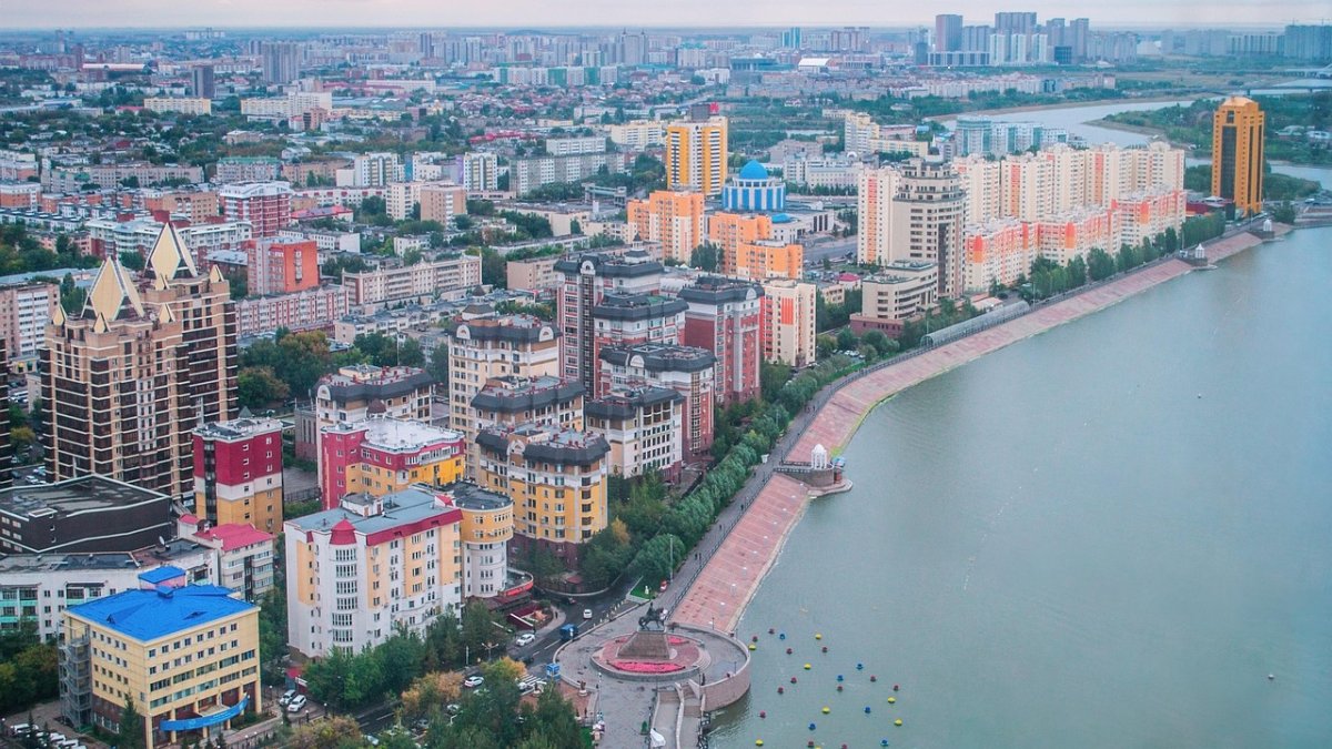 Жителей предупредили о перекрытии перекрестка в центре Астаны