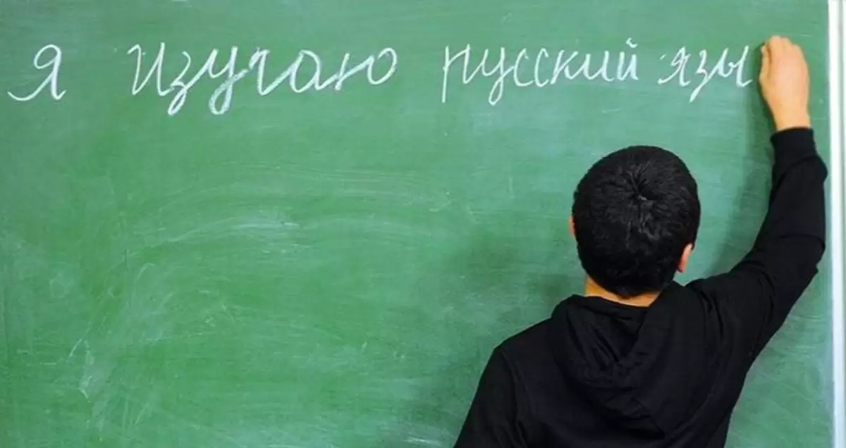 "Это плевок во всех нас": переехавшие в Россию семьи возвращаются в Казахстан