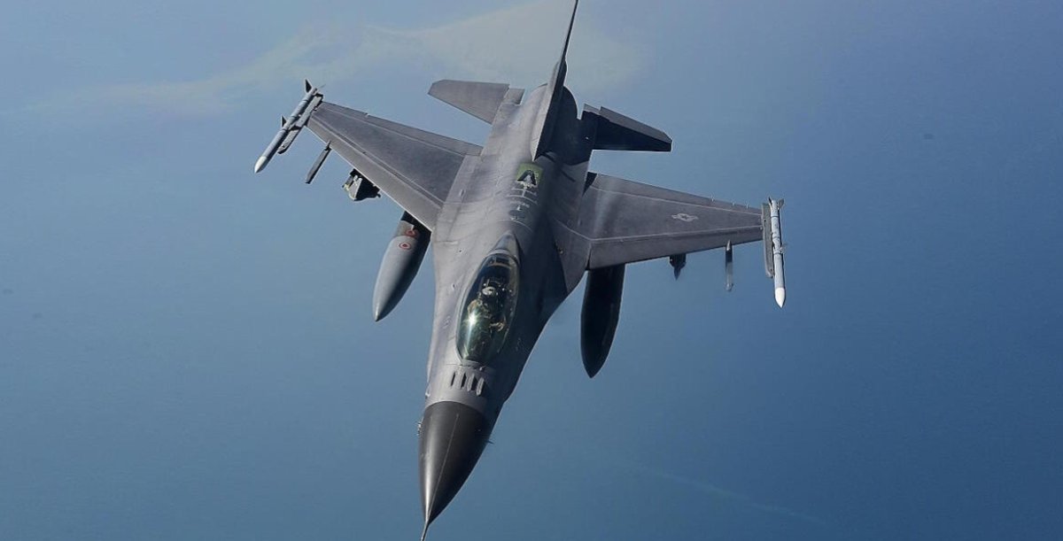 CША подняли в небо истребители из-за самолетов РФ около Аляски