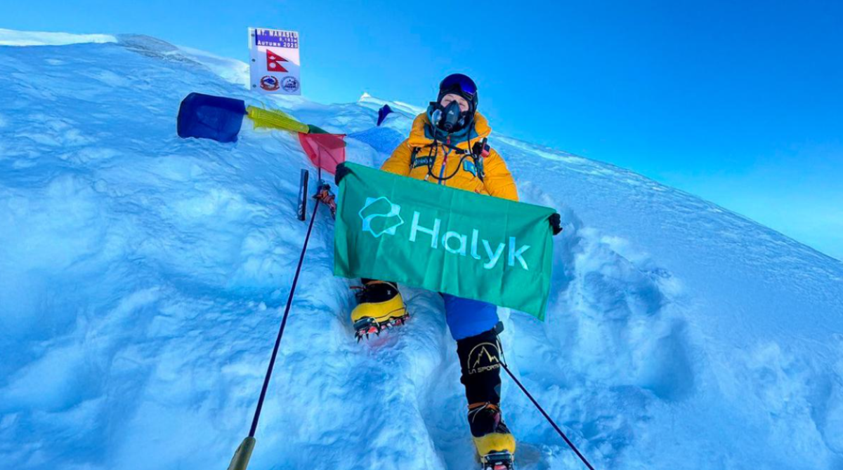 Halyk Team: Анар Бурашева покорила очередной восьмитысячник