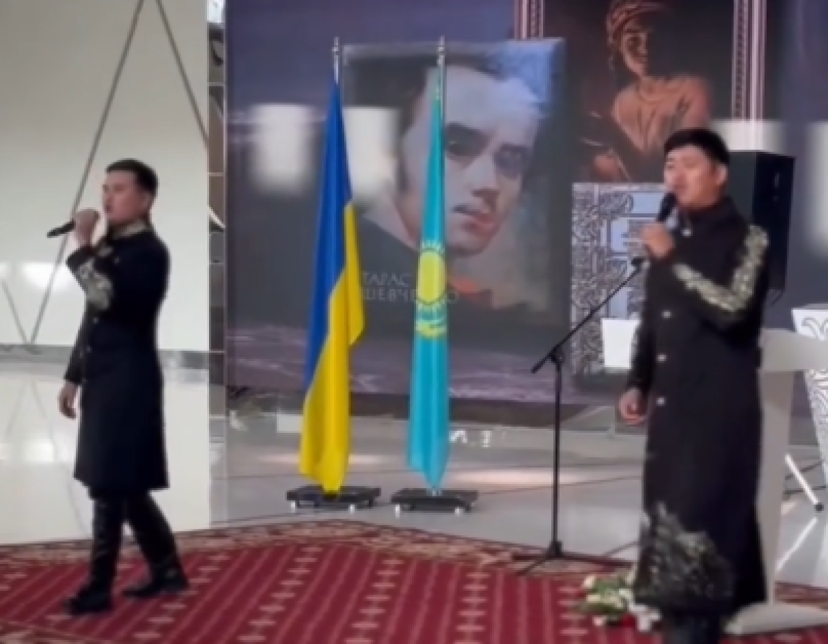 Посол Украины открыл выставку Тараса Шевченко в Астане