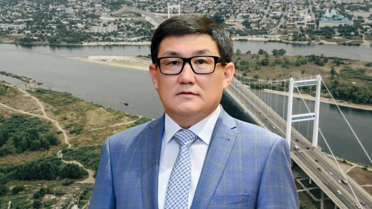 Адлет Кожанбаев избран новым акимом Семея