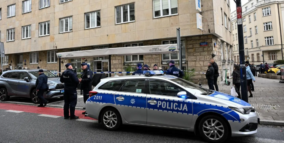 Нападение в Варшаве: офис партии Туска пытались поджечь