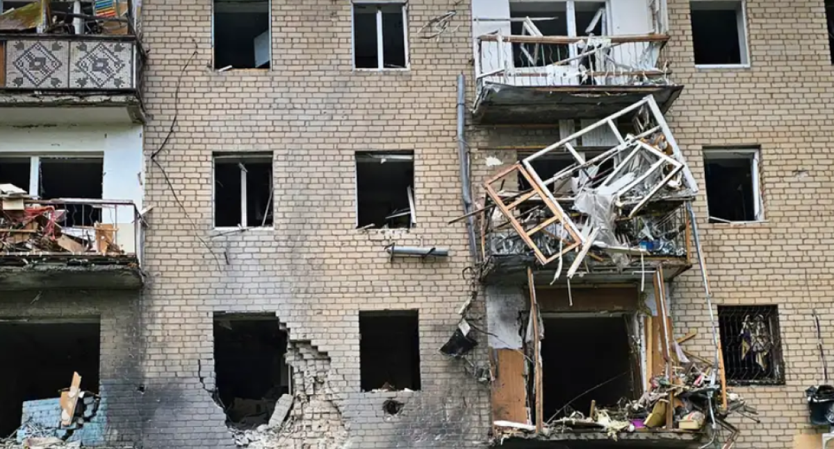 Россия нанесла удары по Херсону: погибли люди, десятки ранены