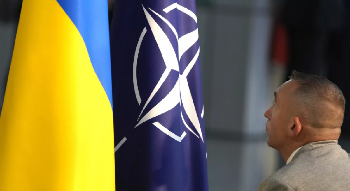 НАТО может выделить Украине до $15 млрд