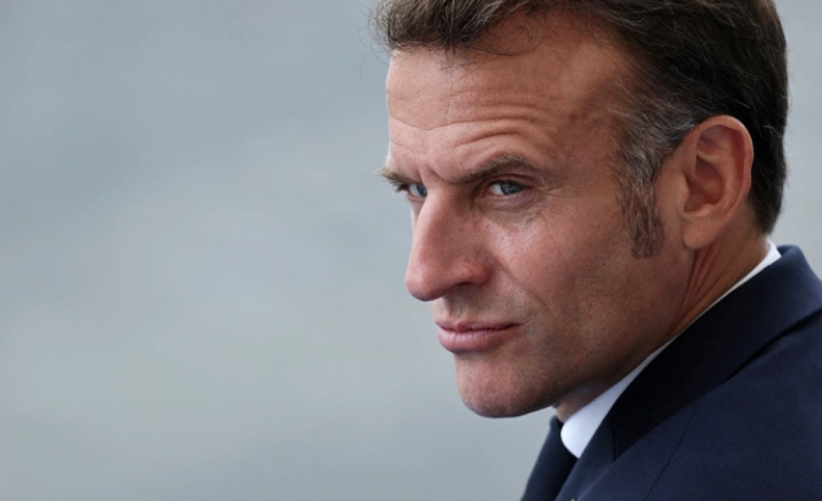 Рейтинг Макрона упал до рекордно низкой отметки в 11%