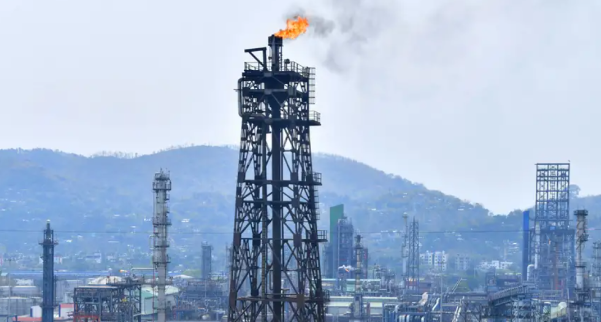 Крупнейший нефтяной концерн Индии вновь закупает нефть у России