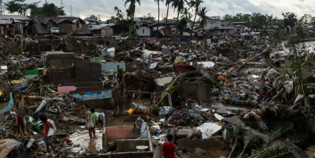 Казахстан выразил поддержку Филиппинам после тайфуна