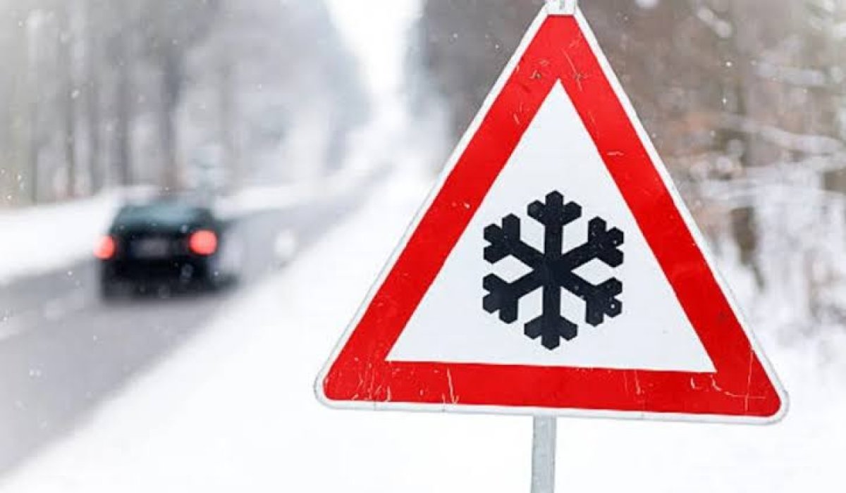 Трассу Астана-Павлодар закрыли из-за погодных условий