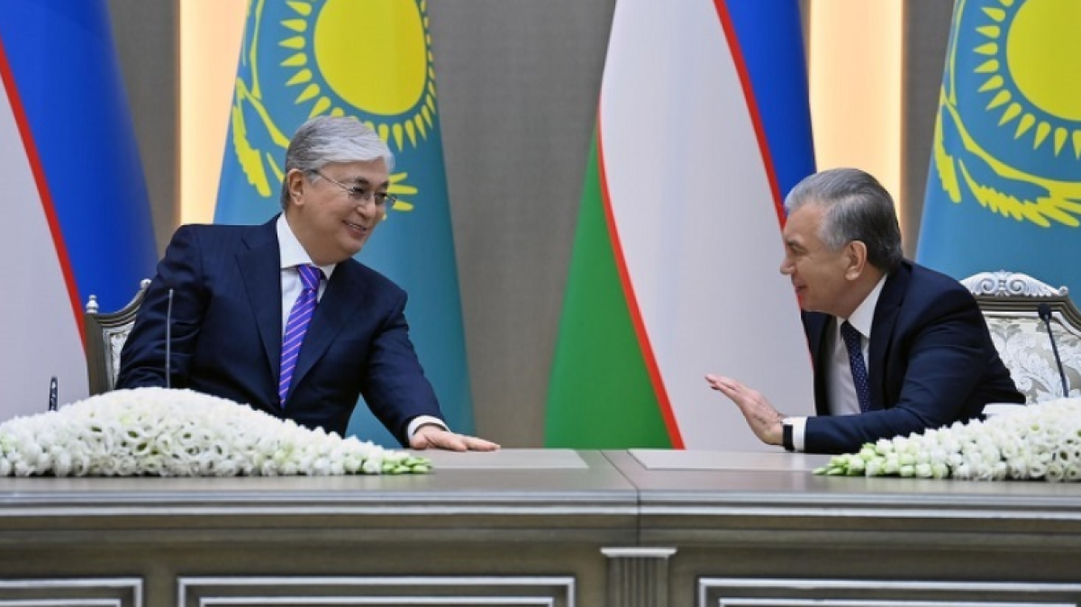 Токаев посетит Узбекистан с государственным визитом