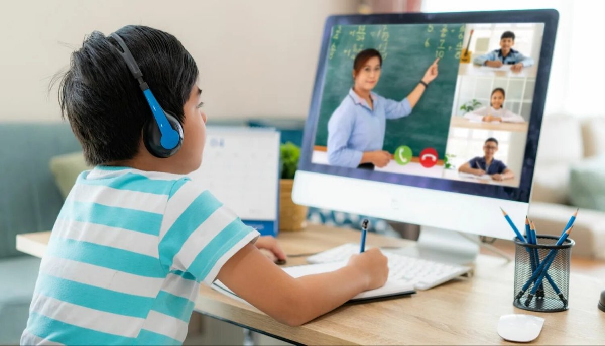 Треть школ перевели на дистанционку из-за вспышки "гонконгского гриппа" в Усть-Каменогорске