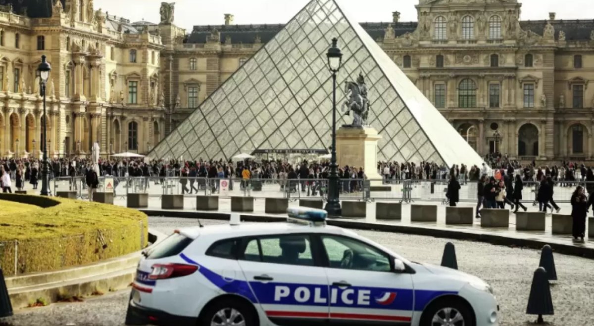 Во Франции задержали ещё четырёх подозреваемых в ограблении Лувра
