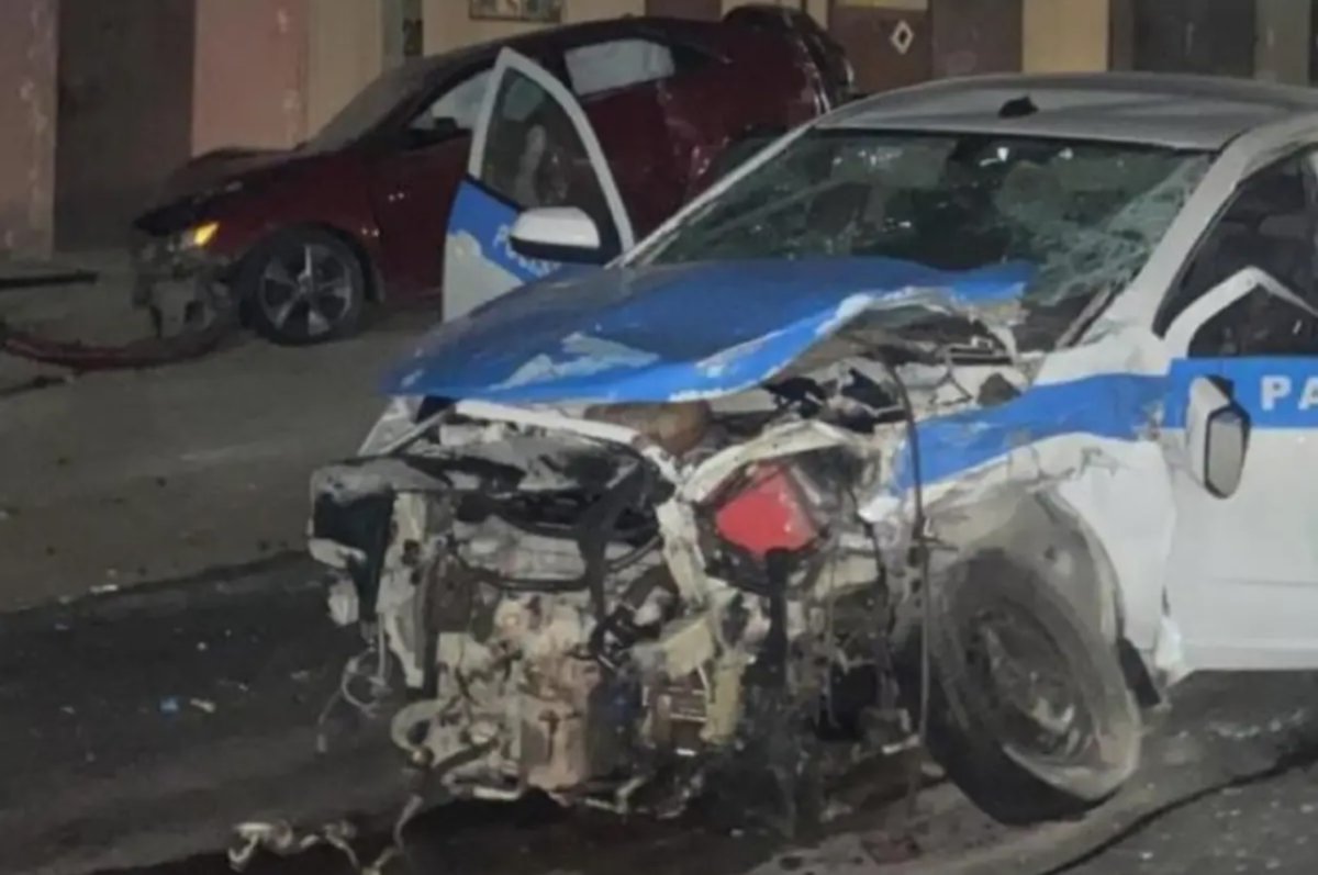 Подросток на бешеной скорости протаранил полицейскую машину в Мангыстау