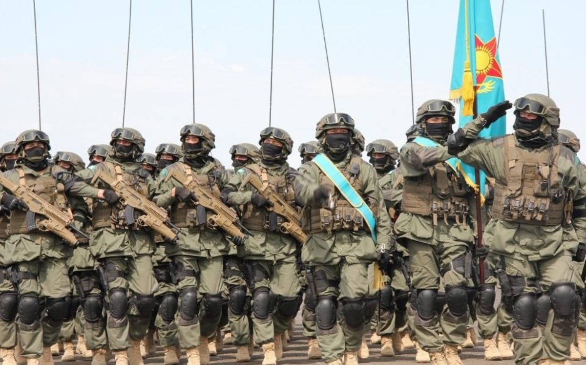 Заплати - и не служи: в Минобороны прокомментировали идею