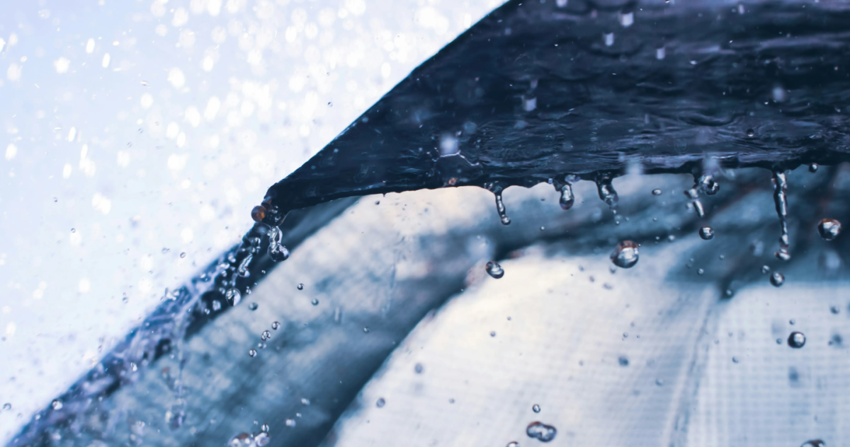 В 13 регионах Казахстана объявили штормовое предупреждение